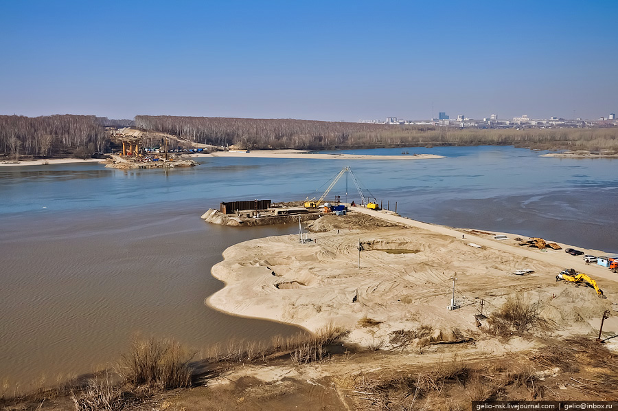 Фотография: Строительство третьего моста через Обь с вертолета №14 - BigPicture.ru