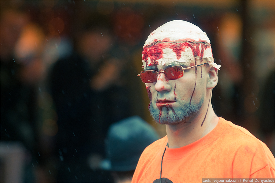 Фотография: Как московский ОМОН зомби задерживал №25 - BigPicture.ru