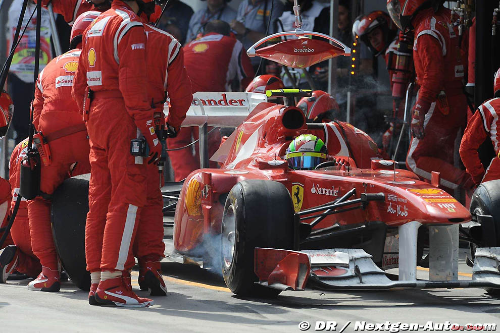 Фотография: Формула-1 фото: за кадром гран-при Турции 2011 №27 - BigPicture.ru