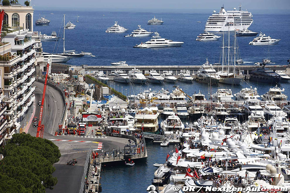 Фотография: За кулисами Формулы-1, Монако 2011: гонка №33 - BigPicture.ru