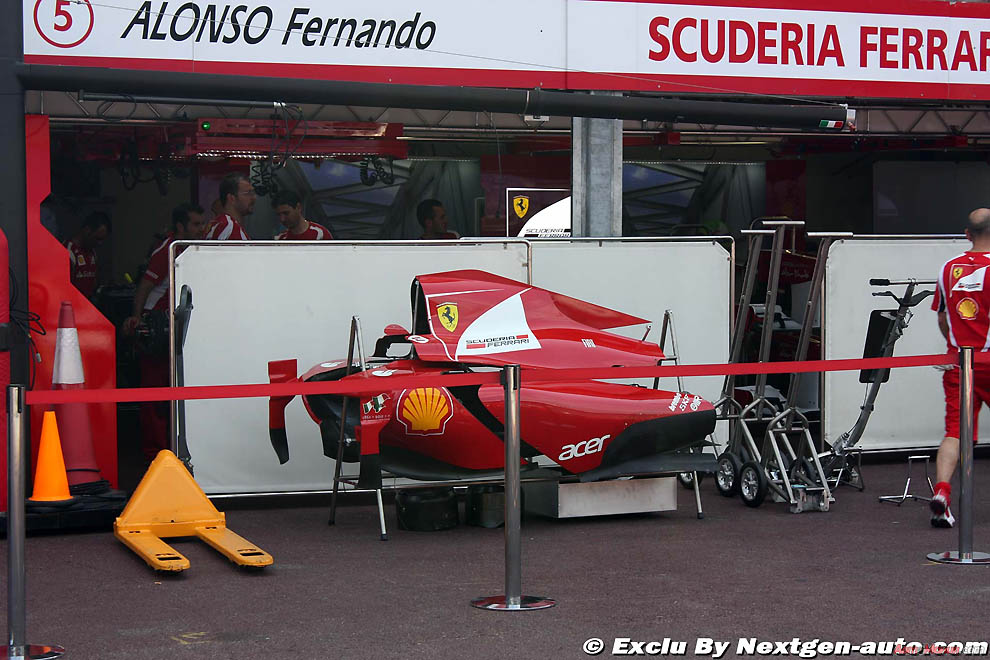 Фотография: За кулисами Формулы-1, Монако 2011: подготовка №43 - BigPicture.ru