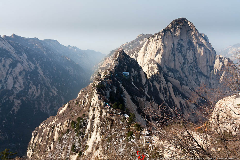 Фотография: Гора Хуа - священная вершина даосизма №46 - BigPicture.ru