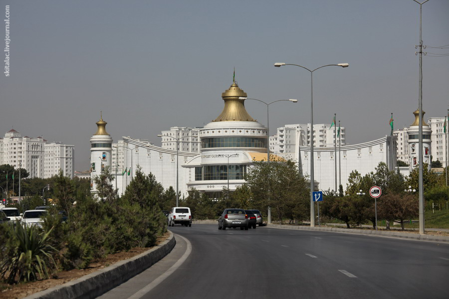 Фотография: Ашгабат - беломраморный город-сад и столица Нейтрального Туркменистана №52 - BigPicture.ru