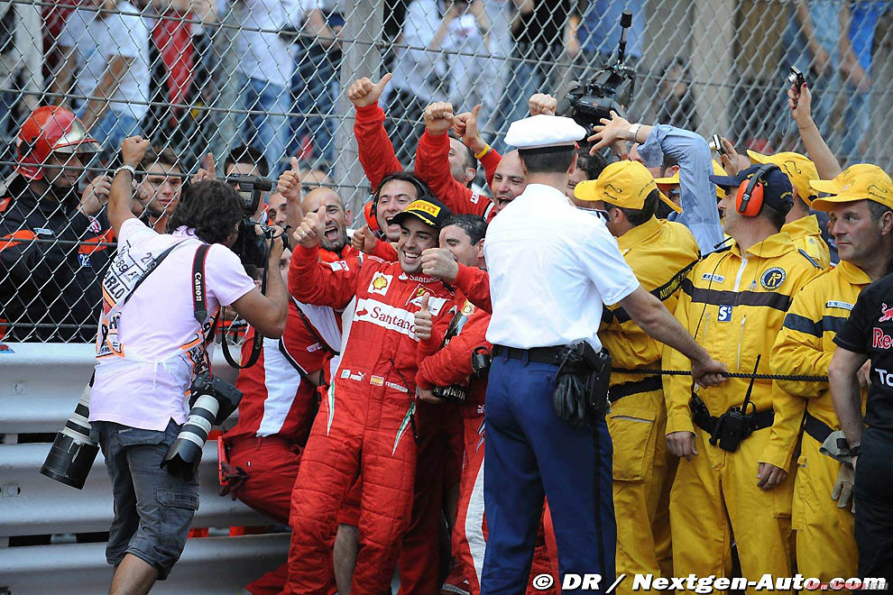 Фотография: За кулисами Формулы-1, Монако 2011: гонка №53 - BigPicture.ru