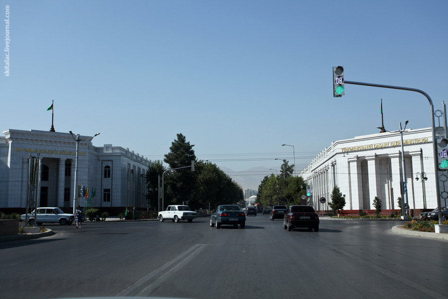 Фотография: Ашгабат - беломраморный город-сад и столица Нейтрального Туркменистана №56 - BigPicture.ru