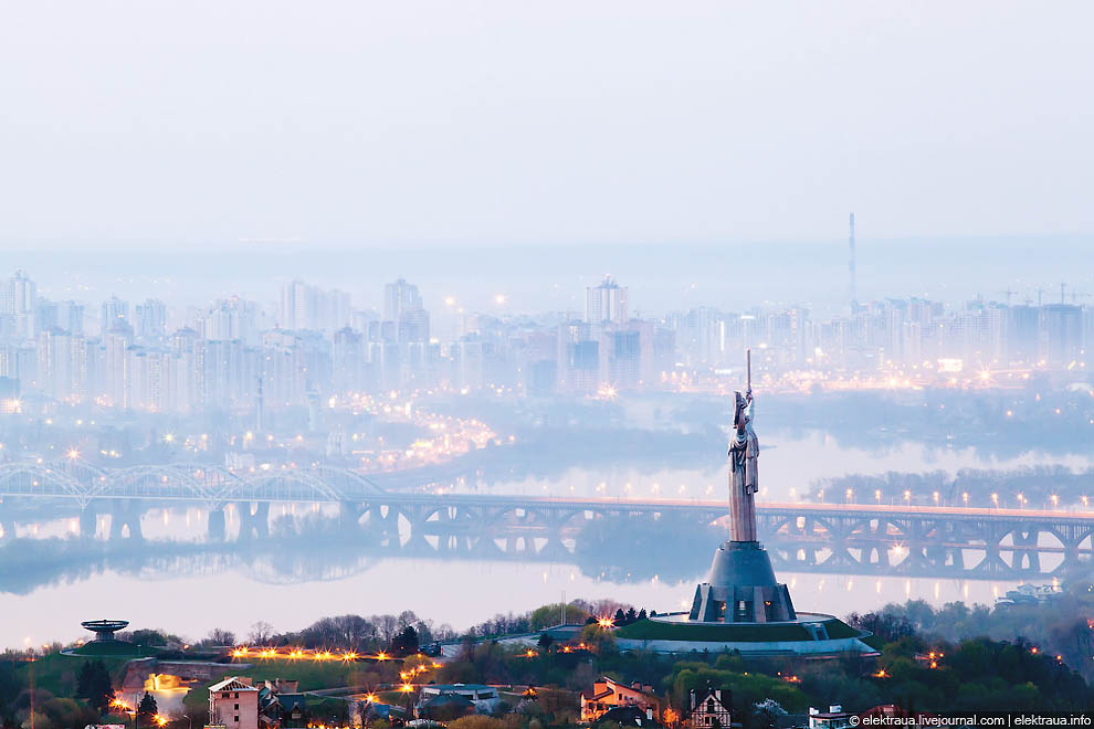 Фотография: Кловский спуск, самый высокий жилой дом в Украине №10 - BigPicture.ru