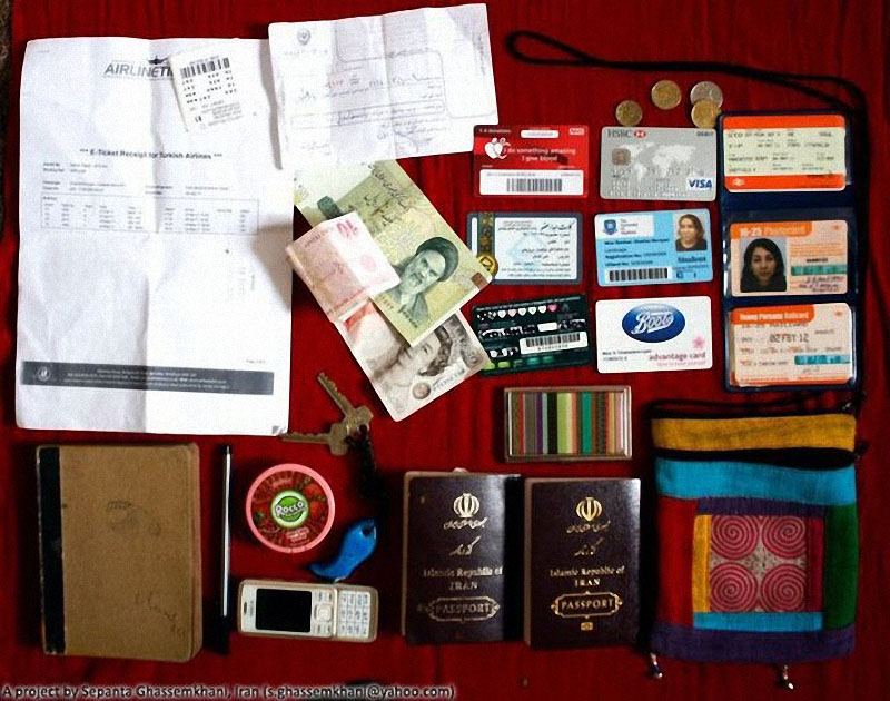 Фотография: Заглянем в сумки к жителям Ирана №7 - BigPicture.ru