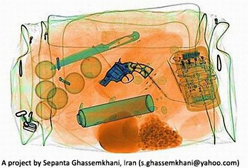 Фотография: Заглянем в сумки к жителям Ирана №16 - BigPicture.ru