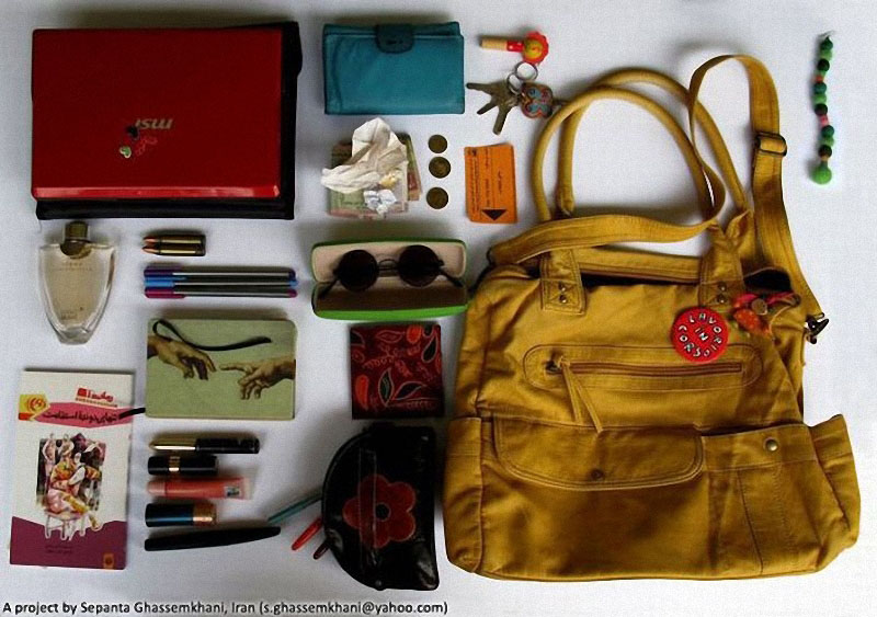 Фотография: Заглянем в сумки к жителям Ирана №38 - BigPicture.ru