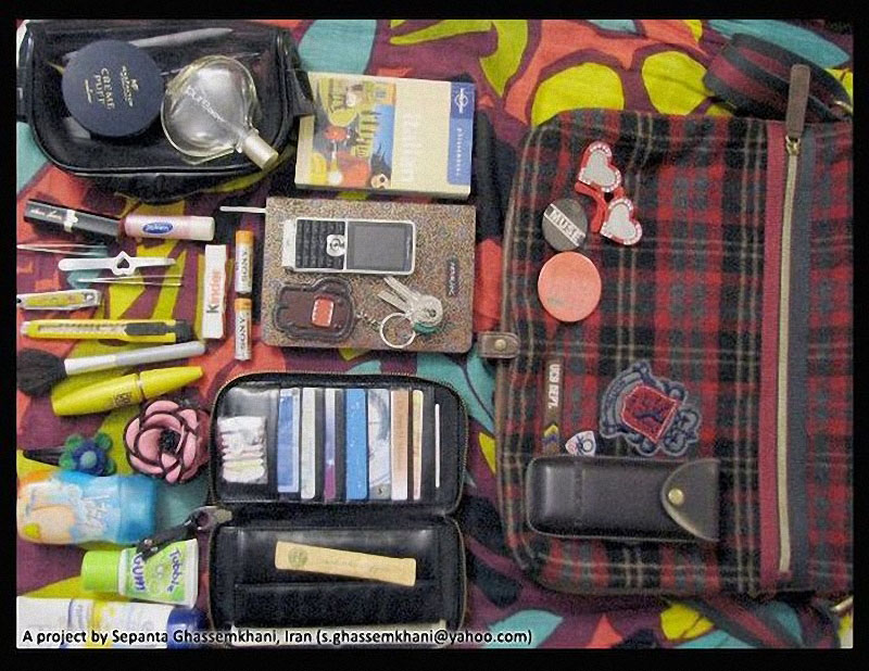 Фотография: Заглянем в сумки к жителям Ирана №42 - BigPicture.ru