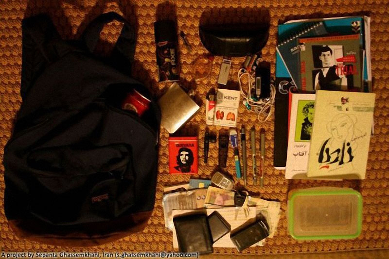 Фотография: Заглянем в сумки к жителям Ирана №55 - BigPicture.ru