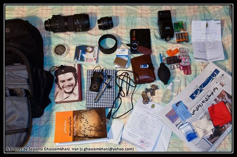 Фотография: Заглянем в сумки к жителям Ирана №57 - BigPicture.ru