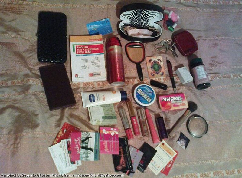 Фотография: Заглянем в сумки к жителям Ирана №142 - BigPicture.ru
