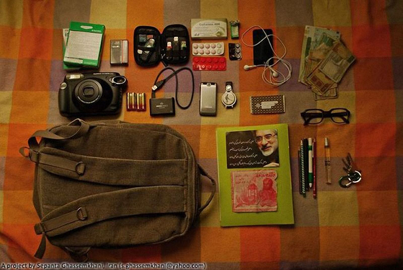 Фотография: Заглянем в сумки к жителям Ирана №148 - BigPicture.ru