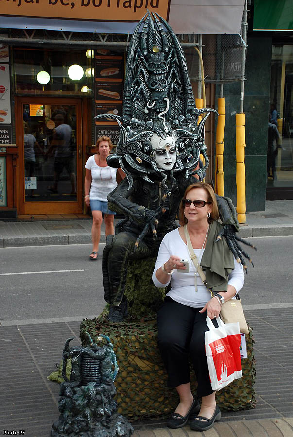 Фотография: Живые скульптуры и актеры Барселоны №13 - BigPicture.ru