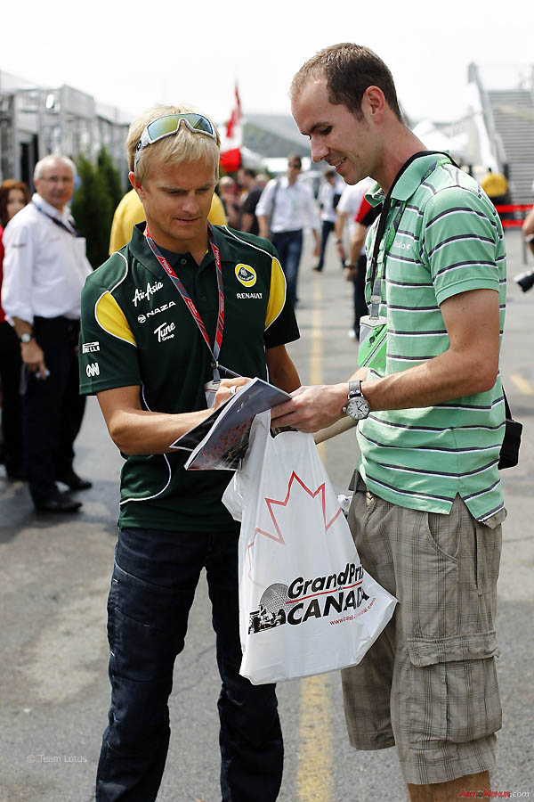 Фотография: За кадром Гран-при Канады 2011: подготовка №19 - BigPicture.ru