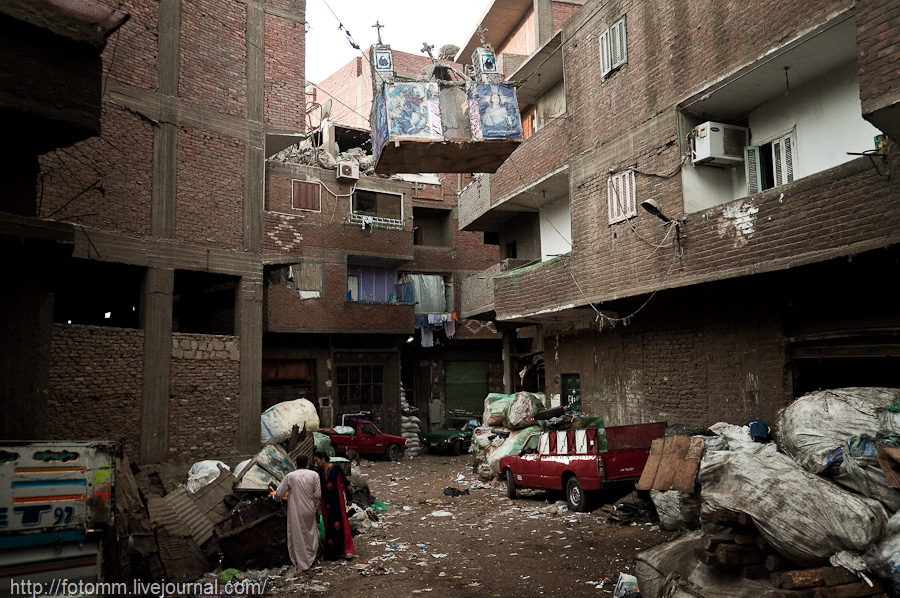 Фотография: Город в городе: квартал мусорщиков в Каире №23 - BigPicture.ru
