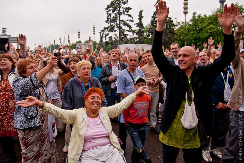 Фотография: Ратха-ятра — кришнаитский праздник Шествия Колесниц №28 - BigPicture.ru