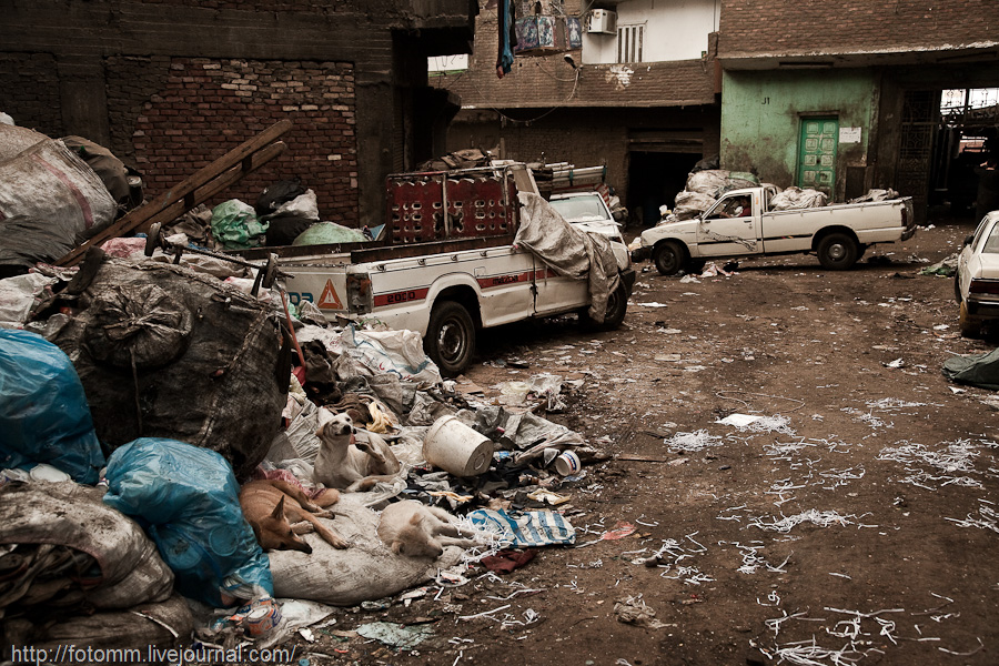 Фотография: Город в городе: квартал мусорщиков в Каире №36 - BigPicture.ru
