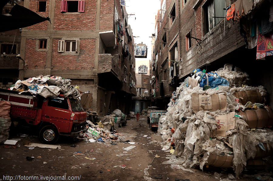 Фотография: Город в городе: квартал мусорщиков в Каире №38 - BigPicture.ru