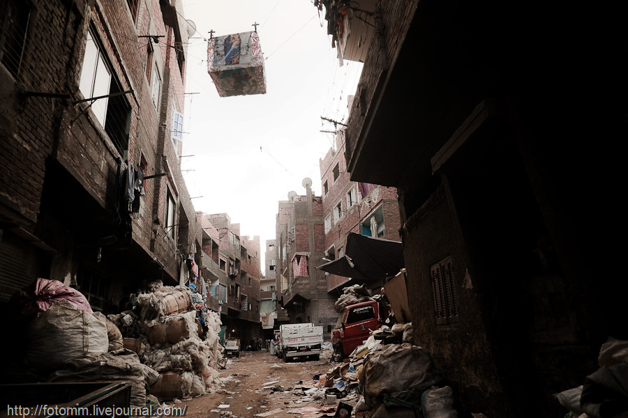 Фотография: Город в городе: квартал мусорщиков в Каире №40 - BigPicture.ru