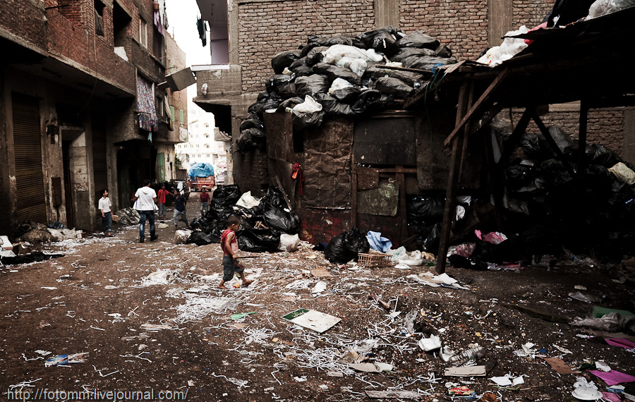 Фотография: Город в городе: квартал мусорщиков в Каире №41 - BigPicture.ru