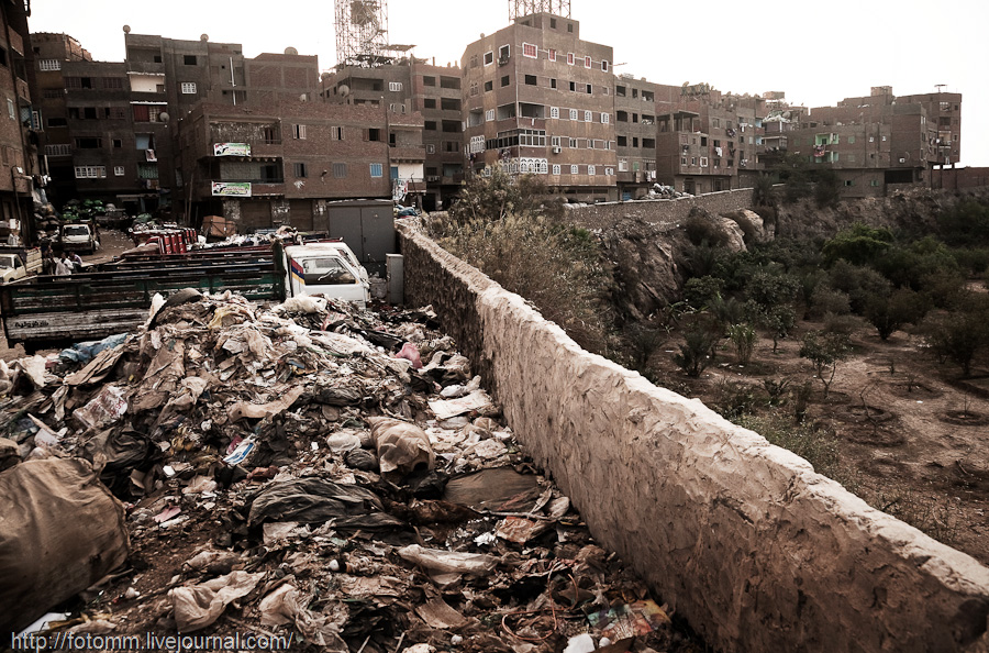 Фотография: Город в городе: квартал мусорщиков в Каире №47 - BigPicture.ru