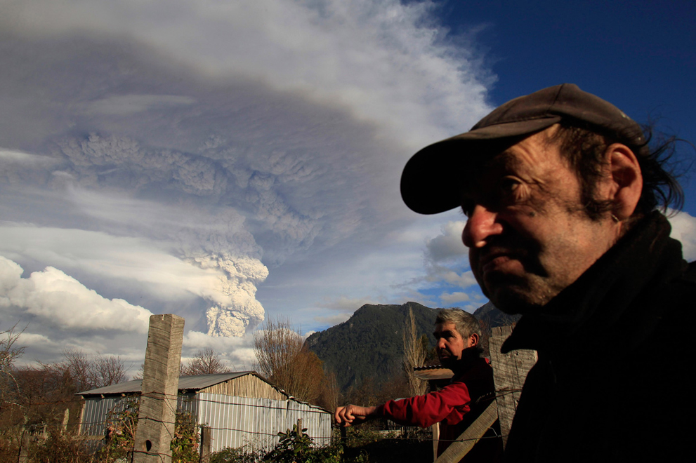 Фотография: Извержение вулкана Пуйеуэ в Чили №5 - BigPicture.ru