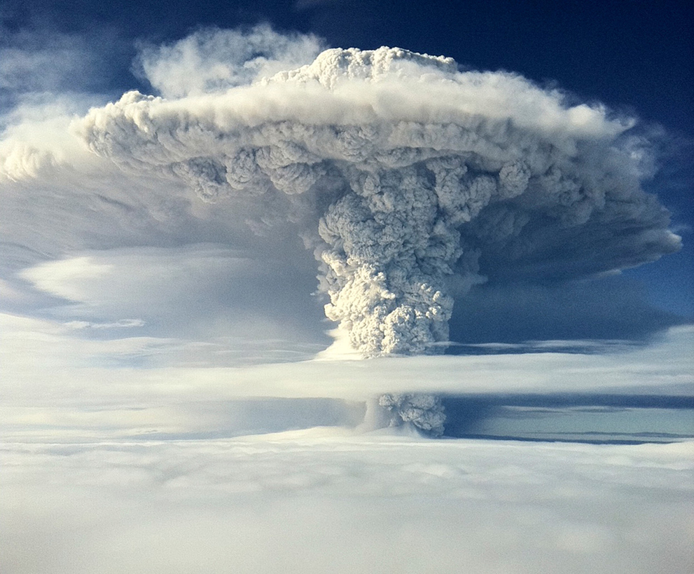 Фотография: Извержение вулкана Пуйеуэ в Чили №7 - BigPicture.ru
