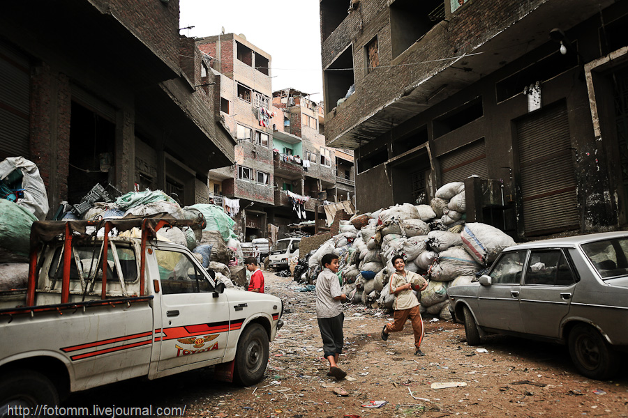Фотография: Город в городе: квартал мусорщиков в Каире №8 - BigPicture.ru
