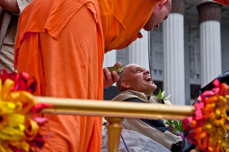 Фотография: Ратха-ятра — кришнаитский праздник Шествия Колесниц №10 - BigPicture.ru