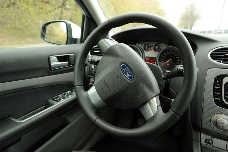 Фотография: Обзор Ford Focus №16 - BigPicture.ru