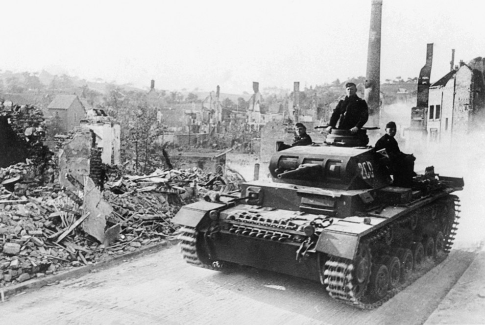 Фотография: Вторая мировая война: блицкриг на Западном фронте и падение Франции (Часть 3) №2 - BigPicture.ru