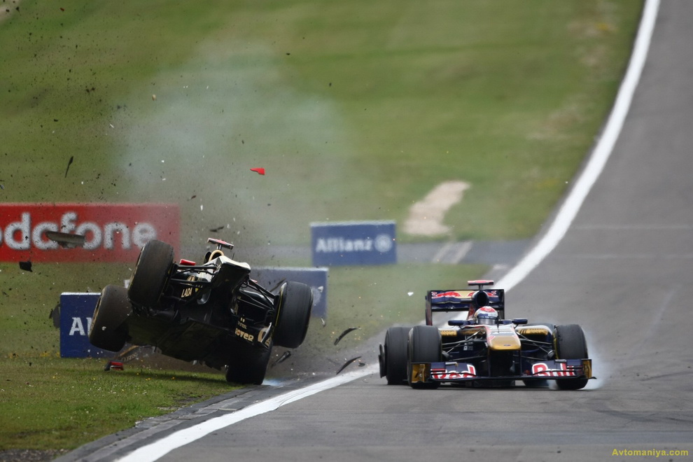 Фотография: Необычные фото Формулы-1, Гран-при Германии 2011: гонка №17 - BigPicture.ru