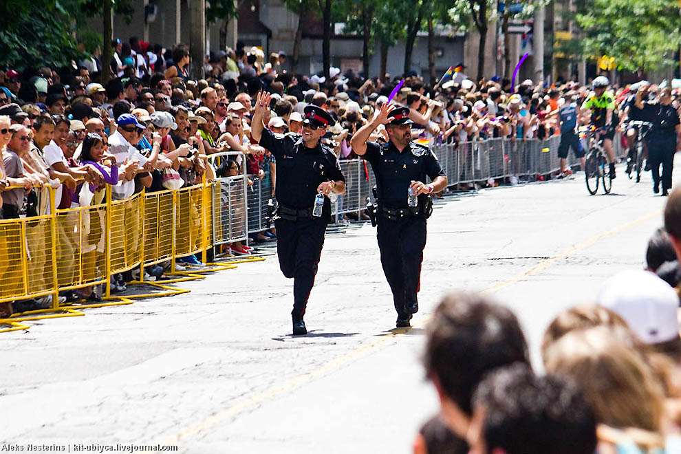Фотография: Гей-парад в Торонто №20 - BigPicture.ru