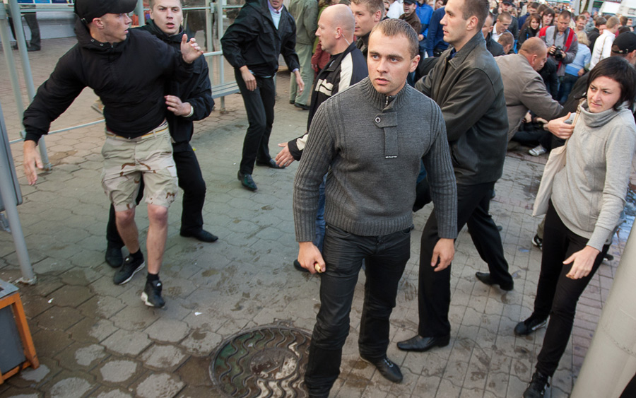 Фотография: День независимости в Беларуси закончился массовыми задержаниями №22 - BigPicture.ru