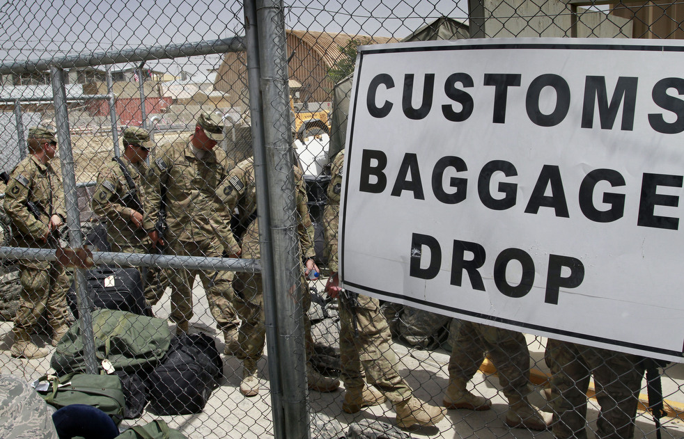 Фотография: США начали вывод войск из Афганистана №3 - BigPicture.ru
