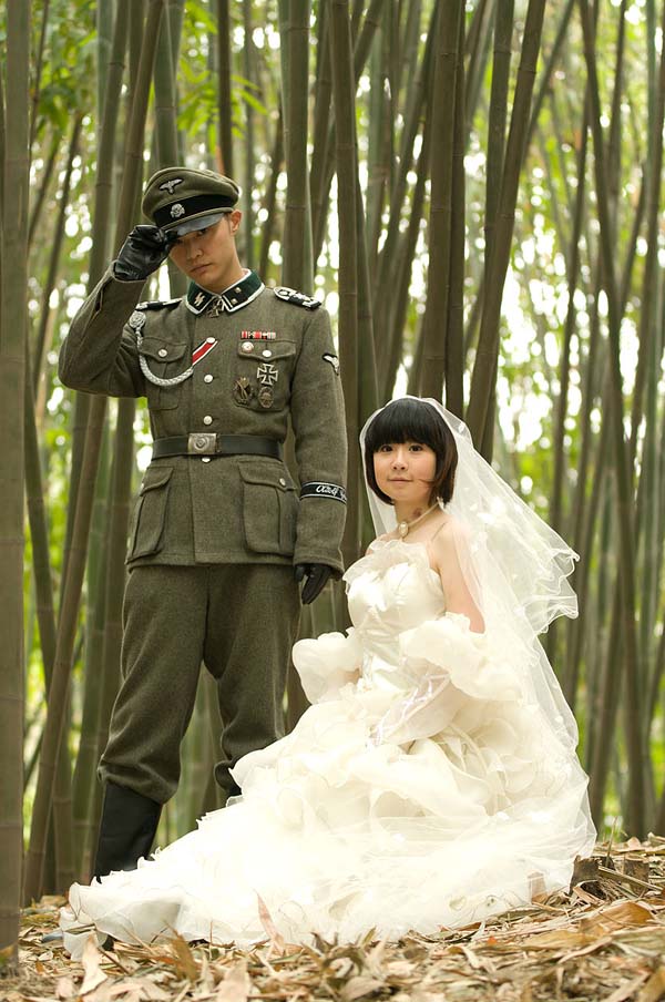 Фотография: Фашистская свадебная фотосессия в Китае №12 - BigPicture.ru