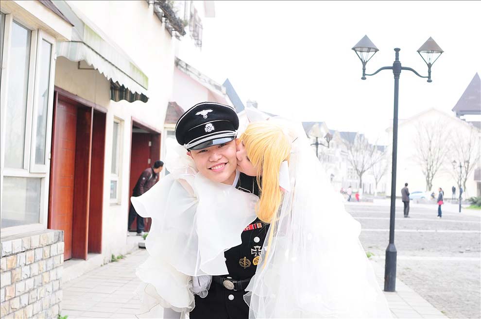 Фотография: Фашистская свадебная фотосессия в Китае №6 - BigPicture.ru