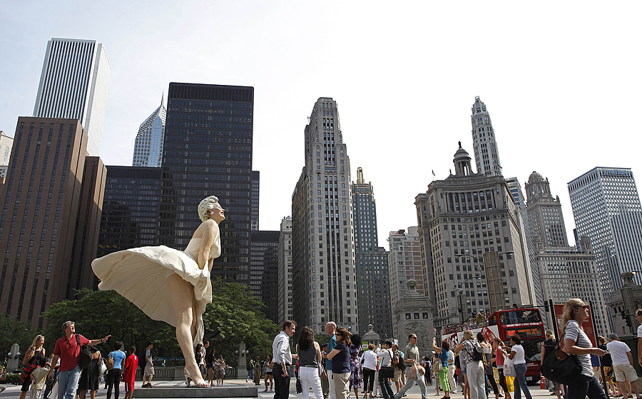 Фотография: В Чикаго появился огромный памятник Мэрилин Монро №10 - BigPicture.ru