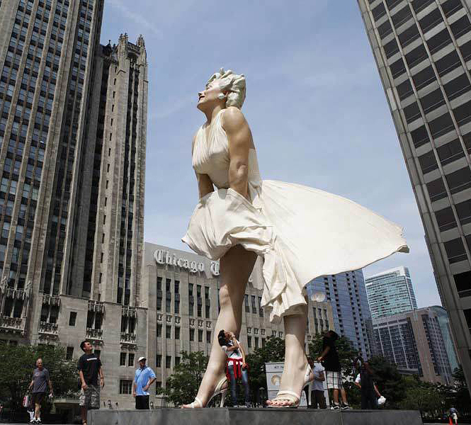 Фотография: В Чикаго появился огромный памятник Мэрилин Монро №11 - BigPicture.ru