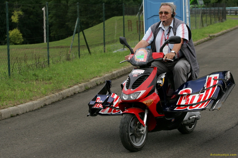 Фотография: За кадром Гран-при Венгрии 2011 №16 - BigPicture.ru