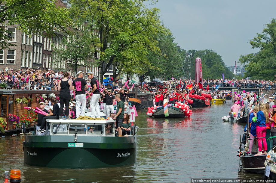Фотография: Амстердамский гей-парад 2011 №18 - BigPicture.ru