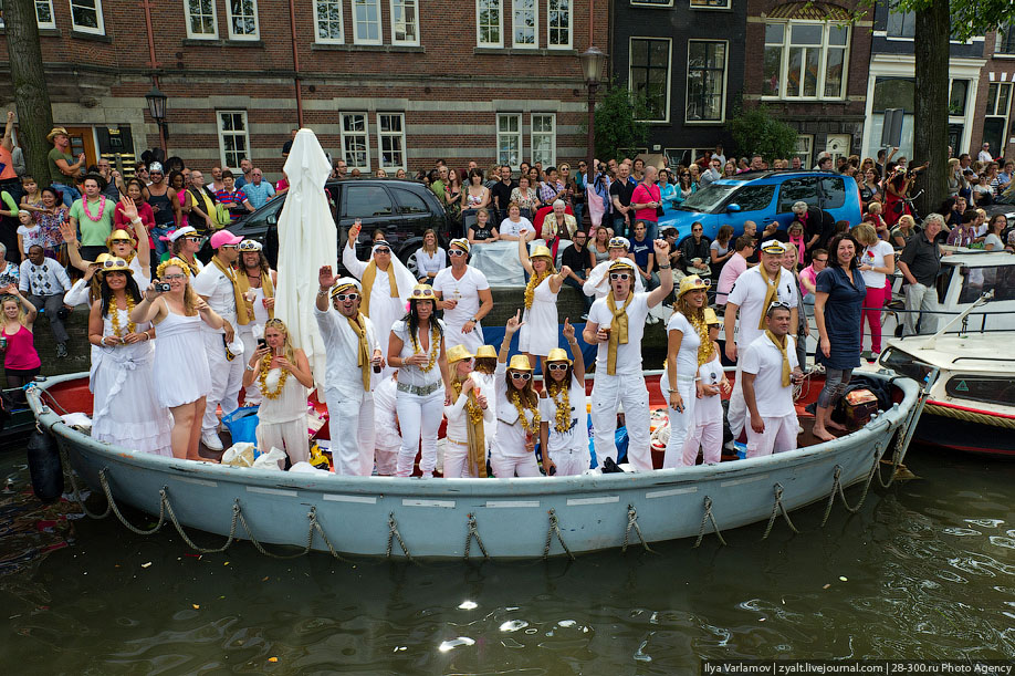 Фотография: Амстердамский гей-парад 2011 №20 - BigPicture.ru