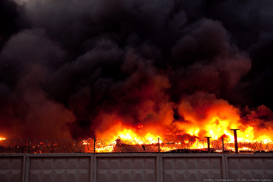 Фотография: Крупнейший пожар в Москве за этот год №20 - BigPicture.ru