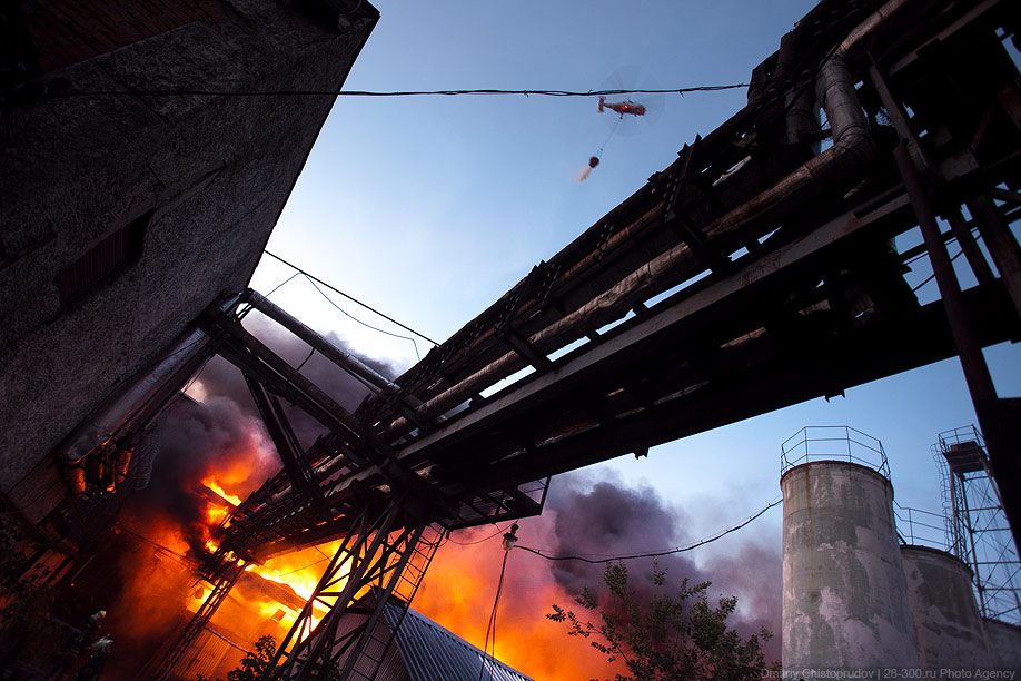 Фотография: Крупнейший пожар в Москве за этот год №26 - BigPicture.ru