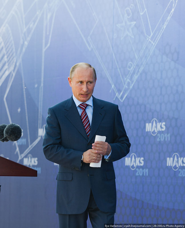 Фотография: Путин на Международном авиасалоне МАКС 2011 №27 - BigPicture.ru