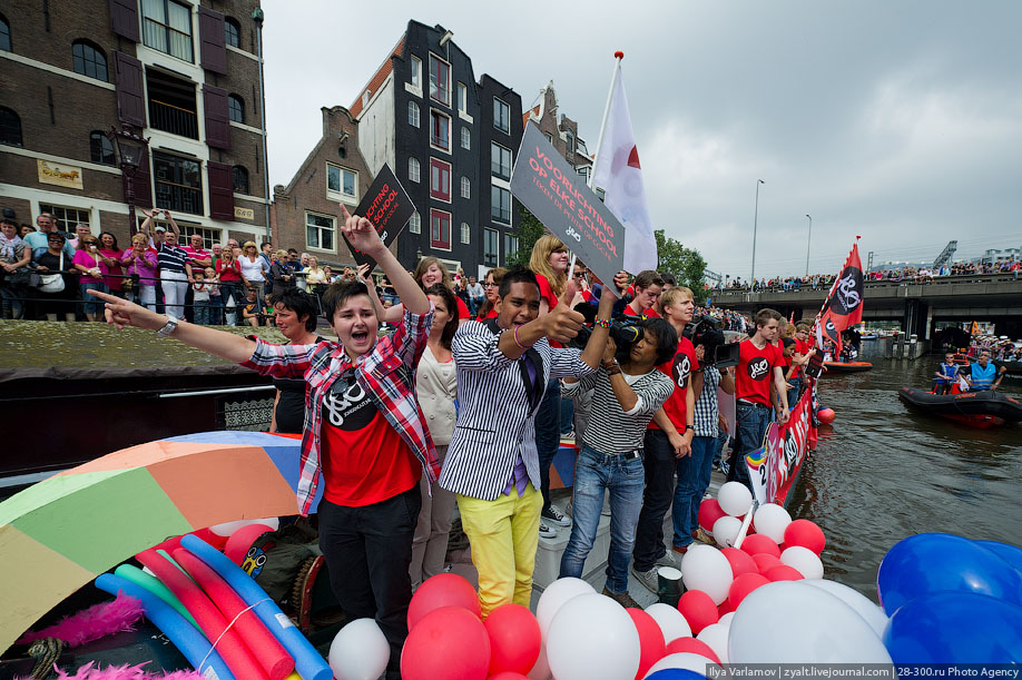 Фотография: Амстердамский гей-парад 2011 №28 - BigPicture.ru