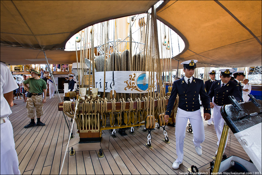 Фотография: Экскурсия на парусник ВМС Италии Amerigo Vespucci №28 - BigPicture.ru