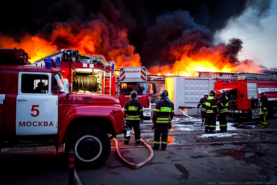 Фотография: Крупнейший пожар в Москве за этот год №29 - BigPicture.ru